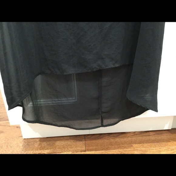 Flowing black blouse - Picture 4 of 4